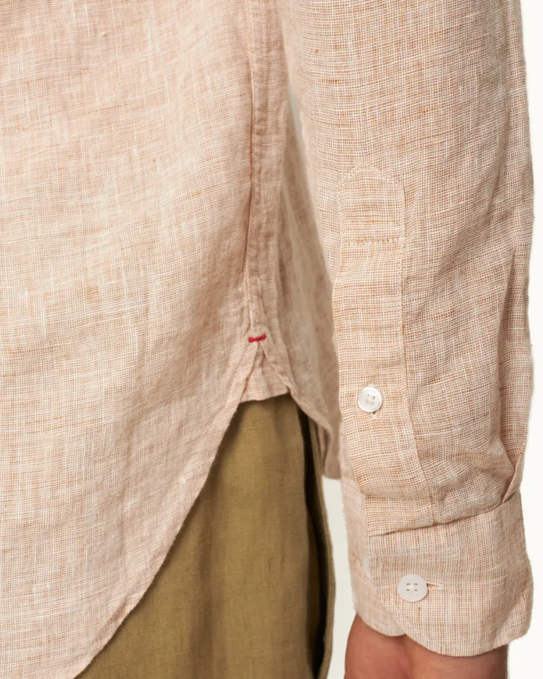 Giles Linen
