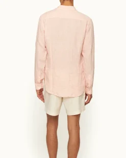 Giles Linen