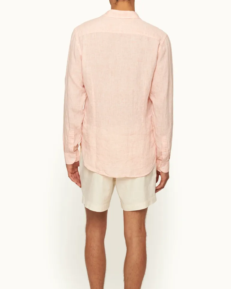 Giles Linen