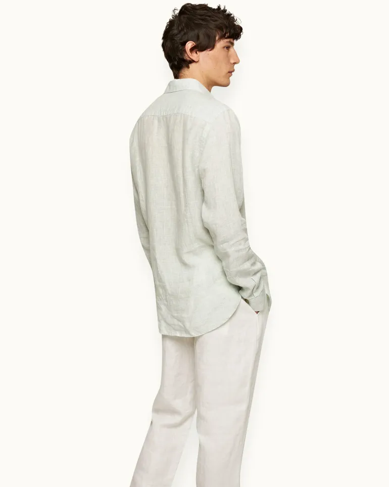 Giles Linen
