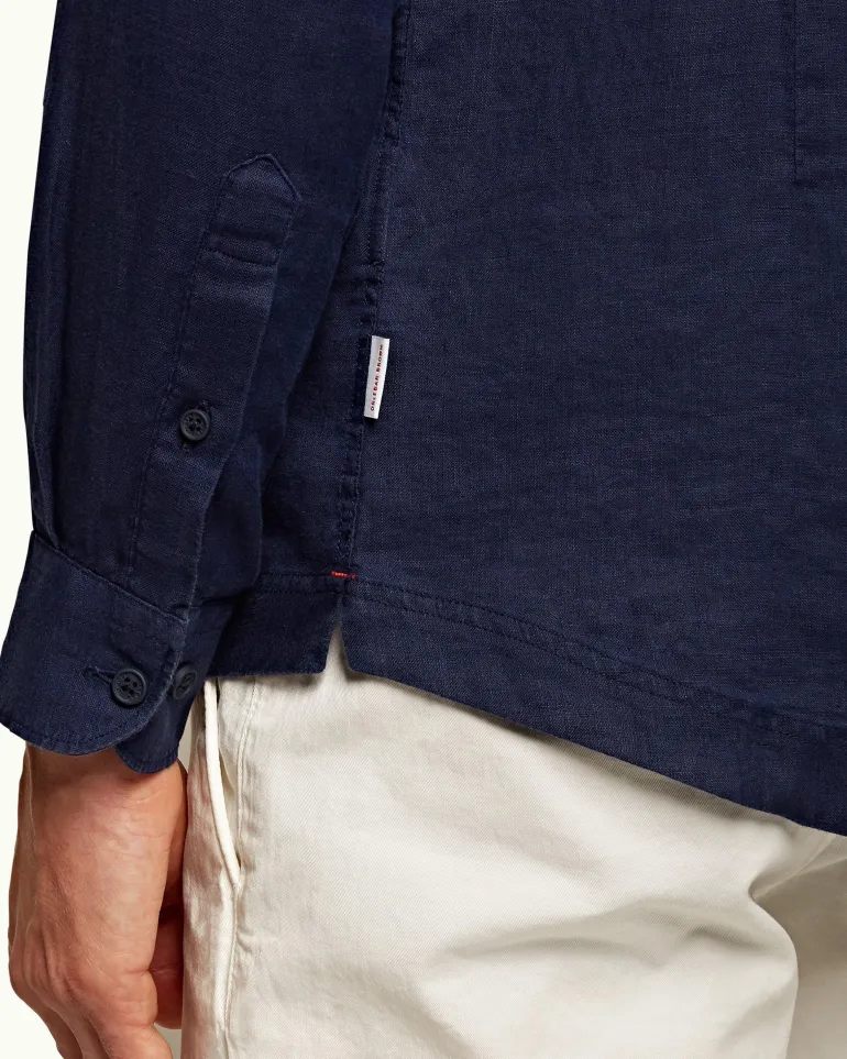 Giles Linen