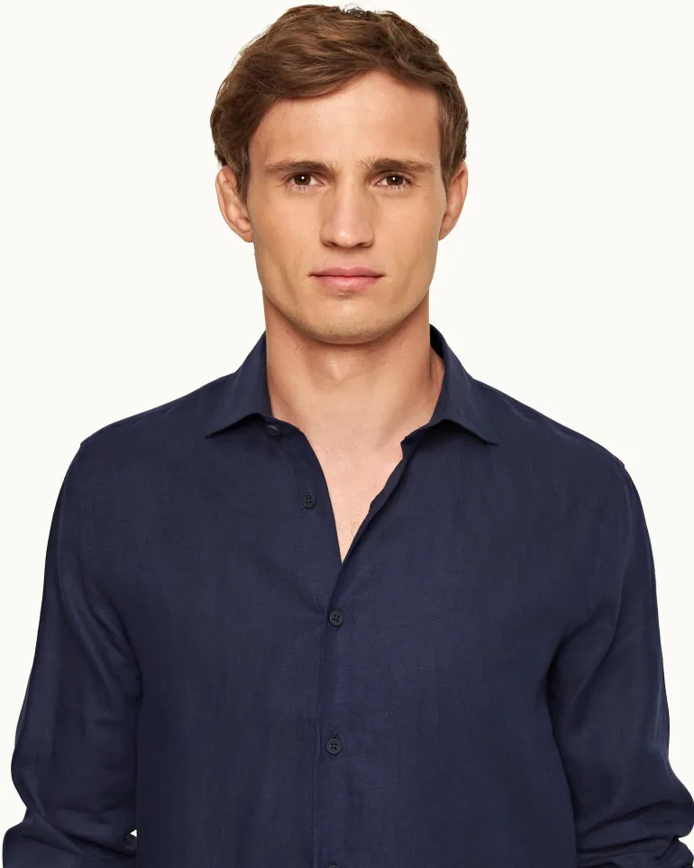 Giles Linen